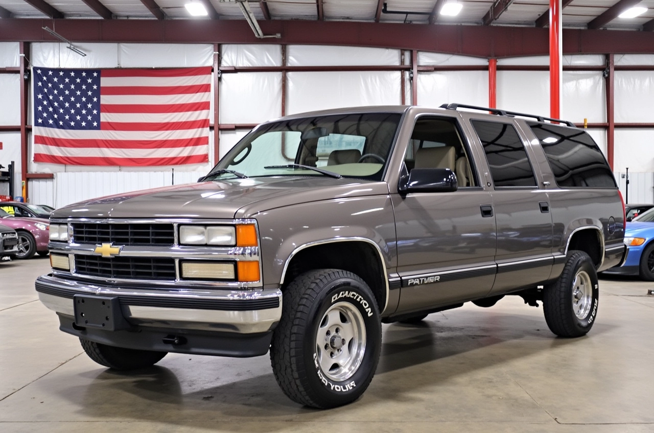 CHEVROLET C1500 SUBURBAN 6.5 D